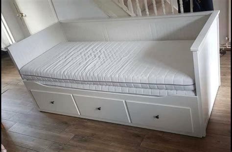 ikea Hemnes pull out bed